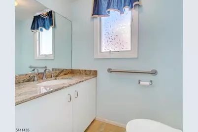 184 Patriots Rd, Parsippany, NJ 07950 - Photo 13