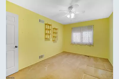 184 Patriots Rd, Parsippany, NJ 07950 - Photo 21