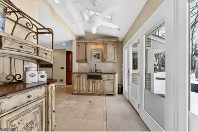 48 Tree Top Rd, Readington, NJ 08889 - Photo 15