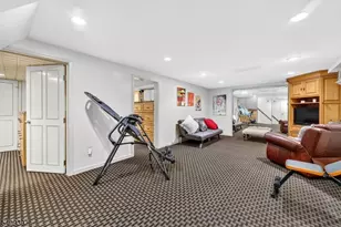 48 Tree Top Rd, Readington, NJ 08889 - Photo 35