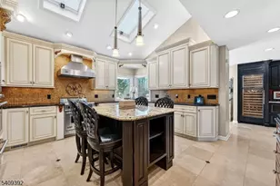 48 Tree Top Rd, Readington, NJ 08889 - Photo 23