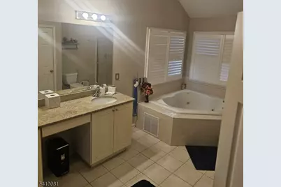 23 Hearthstone Dr, North Haledon, NJ 07508 - Photo 21