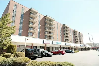10 N Wood Ave #203, Linden, NJ 07036 - Photo 1
