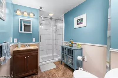 8 Myrtle Ave, Mount Olive, NJ 07828 - Photo 9