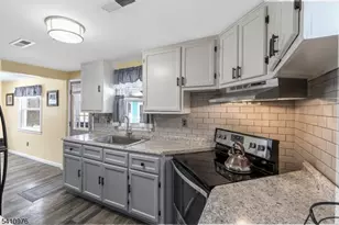 8 Myrtle Ave, Mount Olive, NJ 07828 - Photo 13