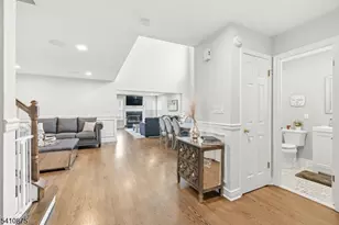 31 Gannett Ct, Wayne, NJ 07470 - Photo 5