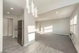 12 N End Dr, Secaucus, NJ 07094 - Photo 5