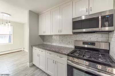 12 N End Dr #12, Secaucus, NJ 07094 - Photo 13