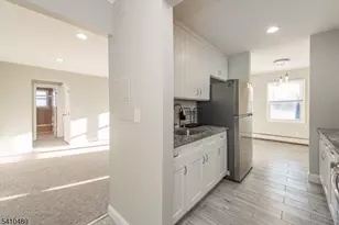 12 N End Dr, Secaucus, NJ 07094 - Photo 15