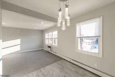 12 N End Dr #12, Secaucus, NJ 07094 - Photo 7