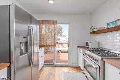 1044 Madison Hill Rd, Clark Township, NJ 07066 - Photo 13