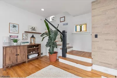 1044 Madison Hill Rd, Clark Township, NJ 07066 - Photo 5