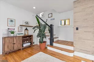 1044 Madison Hill Rd, Clark Township, NJ 07066 - Photo 5