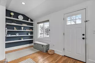 1044 Madison Hill Rd, Clark Township, NJ 07066 - Photo 7