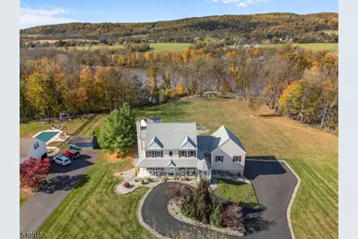 10 Cliffside Drive, Franklin Township, NJ 08886 - Photo 3