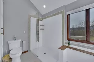 10 Cliffside Dr, Franklin Township, NJ 08886 - Photo 31