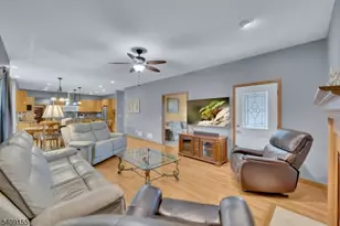 10 Cliffside Dr, Franklin Township, NJ 08886 - Photo 13