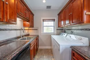 159 Bellevue Ave, Montclair, NJ 07043 - Photo 11