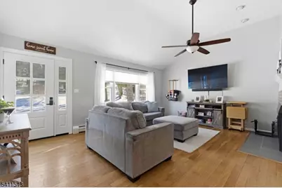 22 2nd Lt J T Wroblewski La, Jefferson Township, NJ 07438 - Photo 5