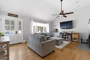 22 2nd Lt J T Wroblewski La, Jefferson Township, NJ 07438 - Photo 5