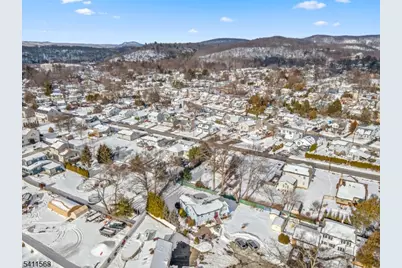 9 Chalen Ct, Pompton Lakes, NJ 07442 - Photo 27