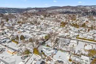 9 Chalen Ct, Pompton Lakes, NJ 07442 - Photo 27