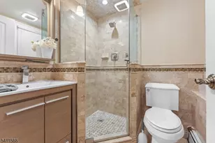 9 Chalen Ct, Pompton Lakes, NJ 07442 - Photo 21