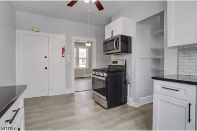 718 Lidgerwood Ave #3, Elizabeth, NJ 07202 - Photo 3