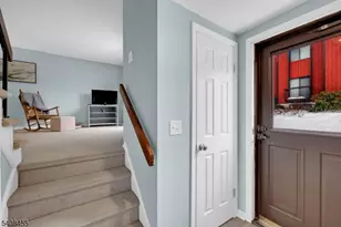 95 Wimbledon Square, Washington Township, NJ 07853 - Photo 3