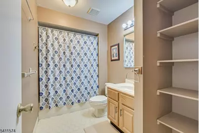 46 Carlisle Ct, Franklin Township, NJ 08873 - Photo 31