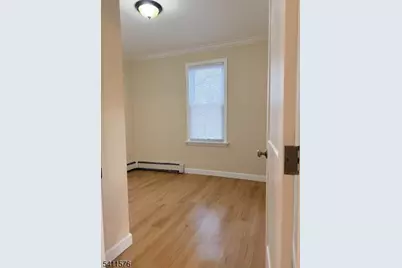 33 Hayward Pl #1, Wallington, NJ 07057 - Photo 11