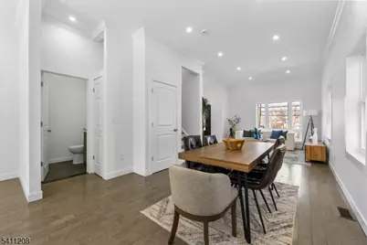 784 Valley St, Union Township, NJ 07088 - Photo 7