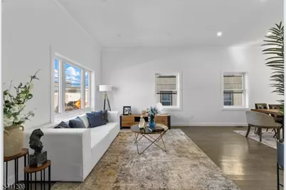 784 Valley St, Union Township, NJ 07088 - Photo 3