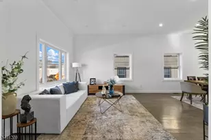 784 Valley St, Union Township, NJ 07088 - Photo 3