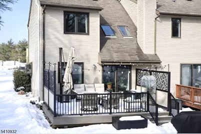 8 Dogwood Cir #8, Raritan Township, NJ 08822 - Photo 19