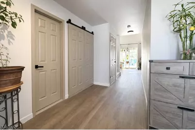 8 Dogwood Cir #8, Raritan Township, NJ 08822 - Photo 3