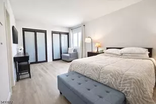 8 Dogwood Cir, Raritan Township, NJ 08822 - Photo 15