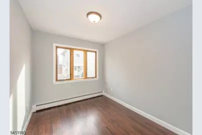 46 Center St, Clifton, NJ 07011 - Photo 3