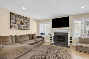 105 Riveredge Dr, Chatham Township, NJ 07928 - Photo 7