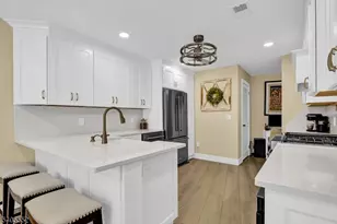 105 Riveredge Dr, Chatham Township, NJ 07928 - Photo 3