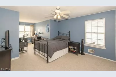 95 Crenshaw Dr, Mount Olive, NJ 07836 - Photo 29