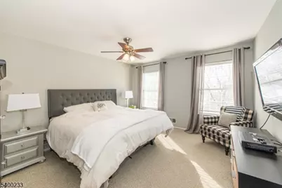 95 Crenshaw Dr, Mount Olive, NJ 07836 - Photo 19