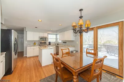 95 Crenshaw Dr, Mount Olive, NJ 07836 - Photo 11