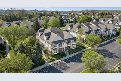 240 Cambridge Ct, Clifton, NJ 07014 - Photo 25