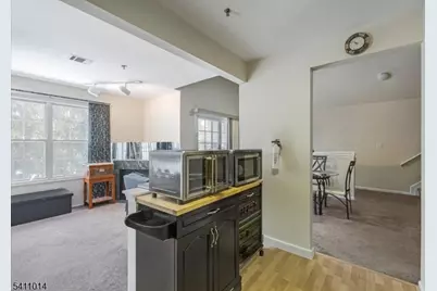 240 Cambridge Ct, Clifton, NJ 07014 - Photo 11