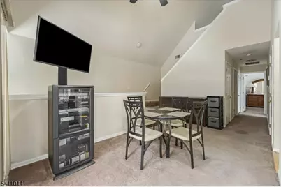 240 Cambridge Ct, Clifton, NJ 07014 - Photo 7