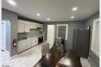 224 E 19th St #2, Paterson, NJ 07524 - Photo 3