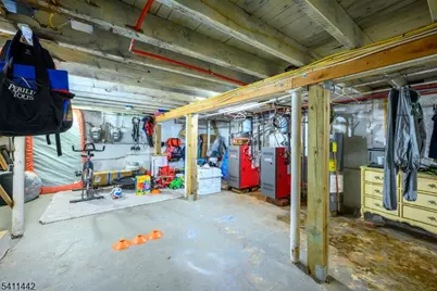 527 Cary St, Orange, NJ 07050 - Photo 31