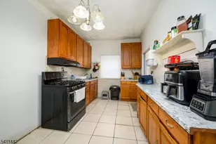 527 Cary St, Orange, NJ 07050 - Photo 9