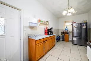 527 Cary St, Orange, NJ 07050 - Photo 11